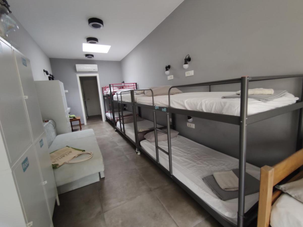 Subtub Hostel